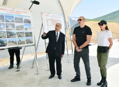 Prezident və xanımı Əhmədbəyli-Füzuli-Şuşa yolunda görülən işlərlə tanış oldu