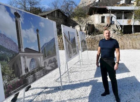 İlham Əliyev Daşaltıda AÇILIŞDA