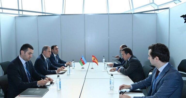 Ceyhun Bayramov İspaniyanın xarici işlər naziri ilə görüşdü Ceyhun Bayramov İspaniyanın xarici işlər naziri ilə görüşdü