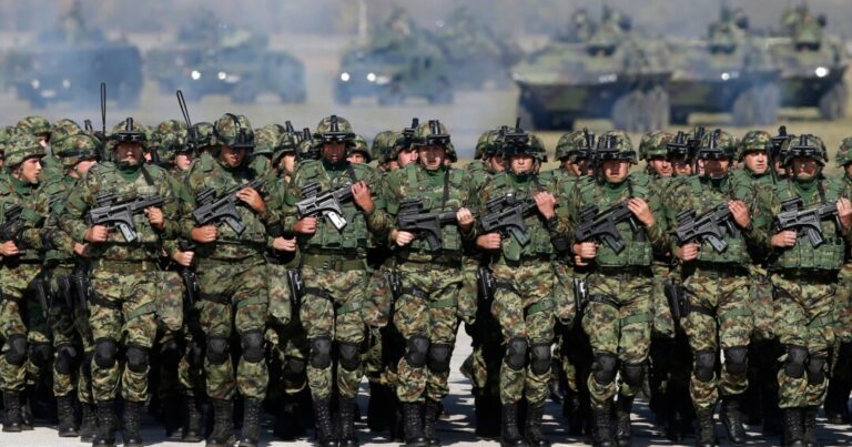 Kosovoda yenidən ARA QARIŞDI – Serbiya ordusu maksimum hazırlıq vəziyyətinə GƏTİRİLDİ – VİDEO
