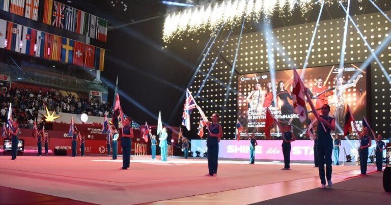 Avropa Gimnastikasının bayrağı Azərbaycandan Macarıstana ötürüldü