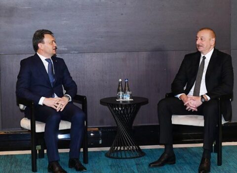 Prezident Kişinyovda Moldovanın Baş naziri ilə görüşdü – FOTOLAR