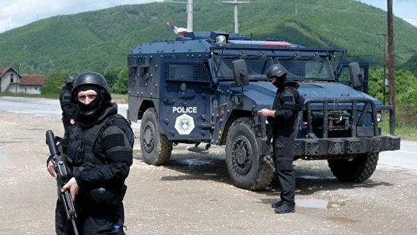 Kosovoda toqquşmalar başladı: yaralılar var