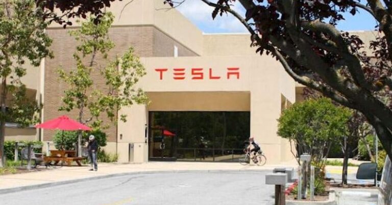 “Tesla” işçilərinin məlumatları sızdırıldı