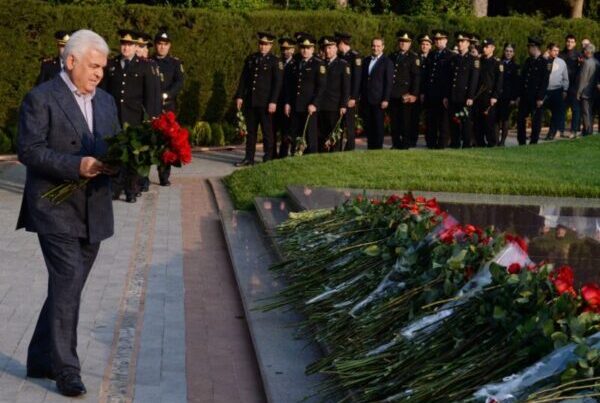 Ziya Məmmədov uzun müddətdən sonra göründü – FOTO Ziya Məmmədov uzun müddətdən sonra göründü – FOTO