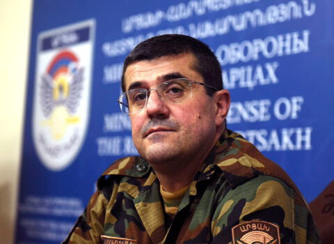 “Gəncə şəhərini raketlə vurun əmrini vermişdi” – Cinayətkar Araikin QANDONDURAN ƏMƏLİ