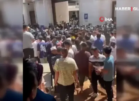 Çində müsəlmanlar etiraza qalxdı – VİDEO