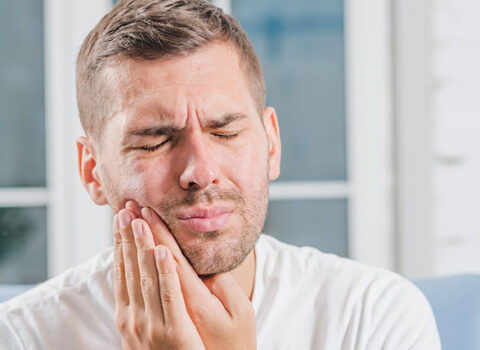 Bir dəqiqədə diş ağrısından qurtulmağın 7 yolu