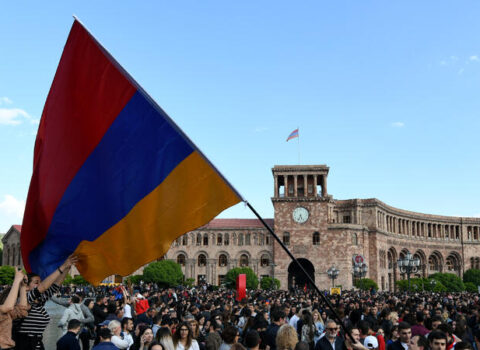 İrəvanda yenə ara qarışdı: saxlanılanlar var