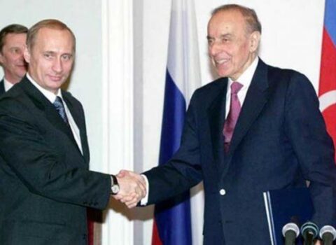 “Moskovskiy Komsomolets” Heydər Əliyevdən yazdı: “Karyerası Stalindən Putinə qədər davam edən şəxsiyyət”