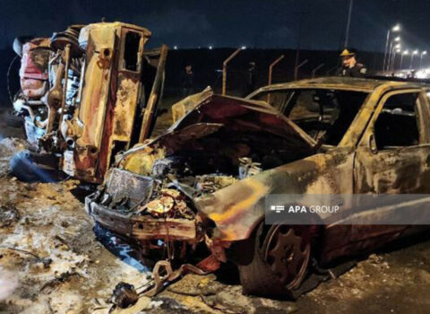 Bakıda dəhşətli qəza: Üç nəfər yanaraq öldü – FOTO