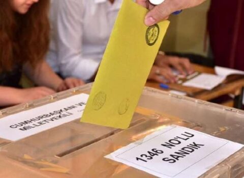 Türkiyədə seçkilərlə bağlı xaricdəki səsvermə I turdakı rəqəmləri ötdü