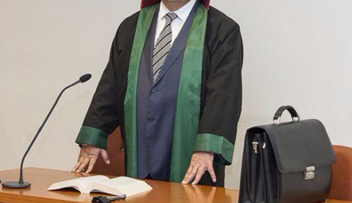 Azərbaycanda vəkil vəfat etdi Azərbaycanda vəkil vəfat etdi