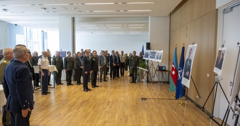 NATO mənzil-qərargahında Silahlı Qüvvələr Gününə həsr olunan tədbir keçirildi NATO mənzil-qərargahında Silahlı Qüvvələr Gününə həsr olunan tədbir keçirildi