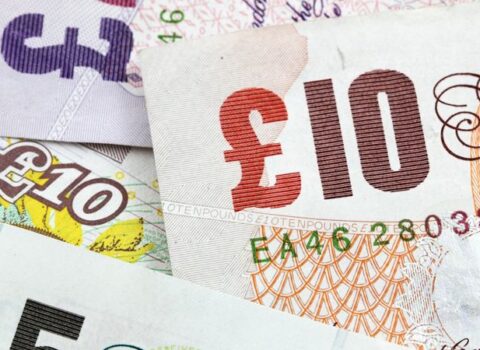 Britaniyada bu şəxslərə 3380 manat ÖDƏNİLƏCƏK