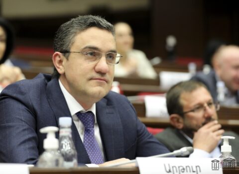 Qazinyan: “Ermənistan Qərbin Türkiyəni cilovlamaq siyasətinə tabe olub”