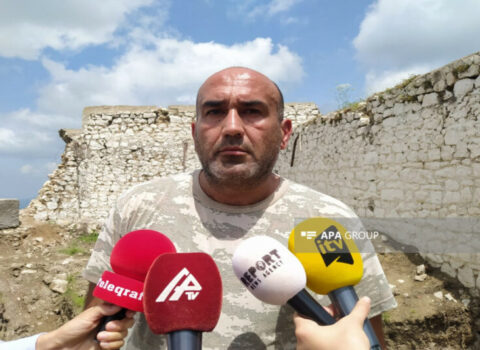 “Ermənilər Şuşa həbsxanasında ölənləri 5-5, 10-10 basdırırdılar” – Azərbaycanlı əsir