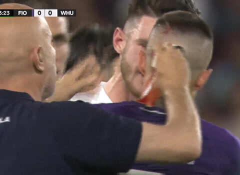 Finalda qalmaqal – “Fiorentina”nın kapitanının başı yarıldı