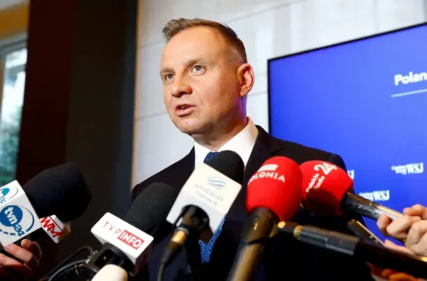Polşa Prezidenti Rusiyadakı vəziyyətlə əlaqədar TƏCİLİ İCLAS KEÇİRDİ Polşa Prezidenti Rusiyadakı vəziyyətlə əlaqədar TƏCİLİ İCLAS KEÇİRDİ