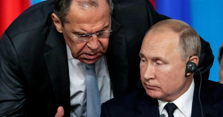 Putin risk etmədi: Cənubi Afrikaya Lavrov gedəcək Putin risk etmədi: Cənubi Afrikaya Lavrov gedəcək