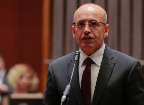 Türkiyənin maliyyə naziri: “Gələn il inflyasiyanın səviyyəsi yarıya qədər düşəcək”