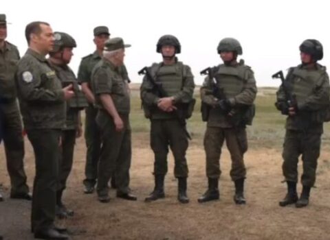“Ukrayna rejimi məhv edilməlidir”: Medvedev / VİDEO