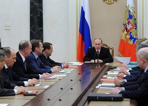 Putin hüquq-mühafizə orqanlarının rəhbərlərini topladı