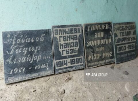 Ermənilərin azərbaycanlıların qəbirlərindən sökdüyü mərmər daşlar Azıx kəndində aşkarlandı – FOTO