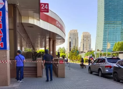 Astanada banka hücum: 7 nəfər girov götürüldü – YENİLƏNİB
