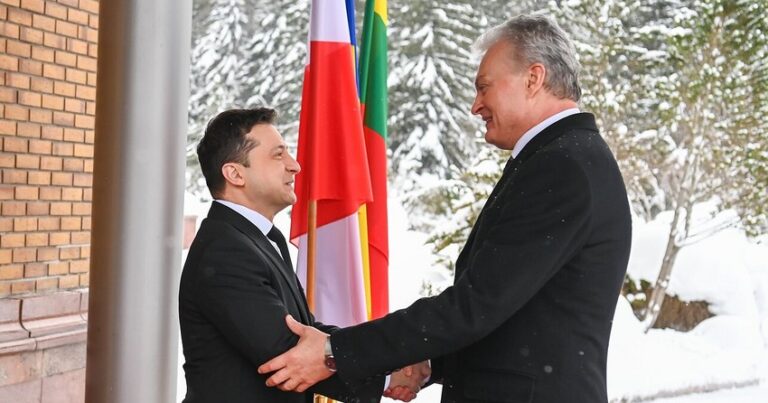 Litva Prezidenti Kiyevdə səfərdədir Litva Prezidenti Kiyevdə səfərdədir