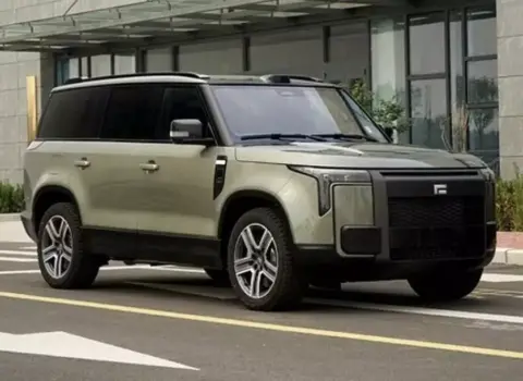 Çin “Land Rover Defender”in analoqunu yaratdı – FOTO