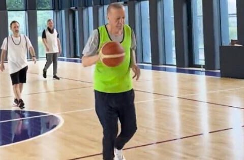 Ərdoğan basketbol oynadı – VİDEO