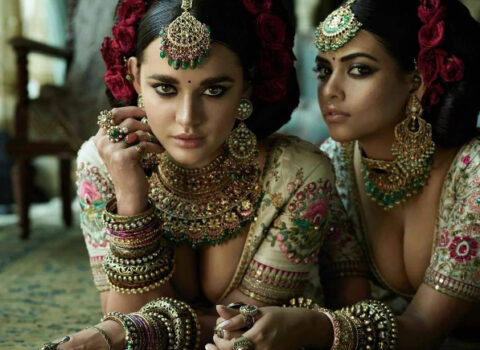 Ermənilərə xüsusi sevgisi olan fars və hindlilər bir-birilə necə qohumdur? – DETALLAR