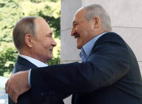 Putin Lukaşenkoya TƏŞƏKKÜR ETDİ