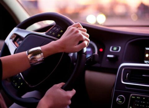 Qapıları çırpan sürücülər bu qədər CƏRİMƏLƏNƏCƏK