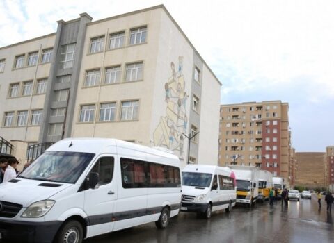 Daha bir neçə ailə Laçına yola salındı