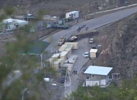 “Yüklər yalnız “Ağdam-Xankəndi” yolu ilə aparılacaq” – “Hraparak”
