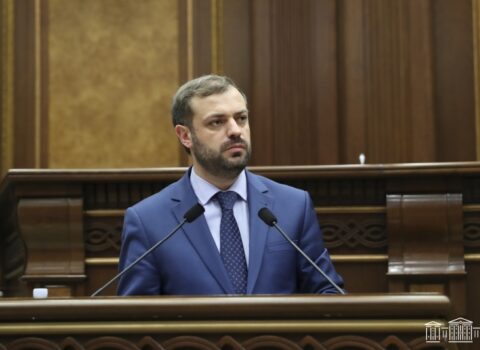 “Hərbi əməliyyatların başlaması Ermənistana baha başa gələcək” – Erməni deputat