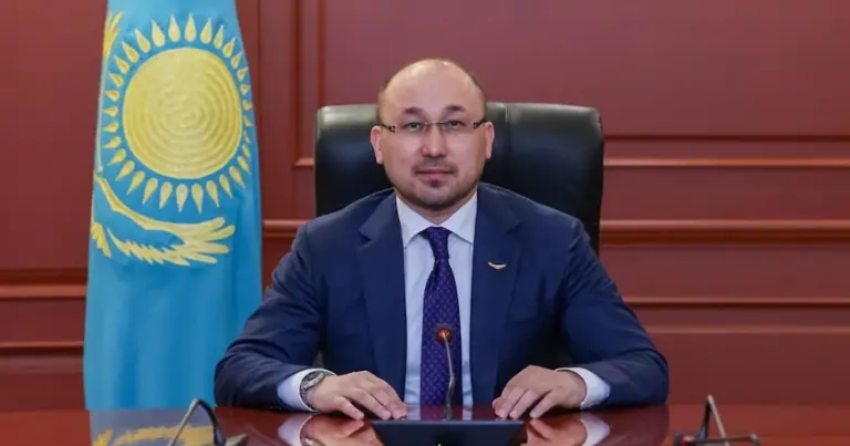 Tokayev Nazarbayevin mətbuat katibini səfir TƏYİN ETDİ Tokayev Nazarbayevin mətbuat katibini səfir TƏYİN ETDİ