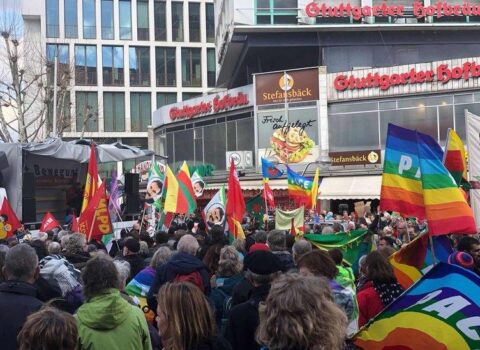 LGBT əleyhdarları səhnəni dağıtdı, gey-festivalı ləğv edildi