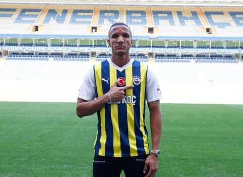 “Fənərbaxça”dan 8 milyonluq transfer