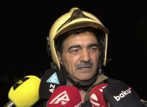 “Yanğın neft sektoruna təhlükə yaradıb” – FHN rəsmisi