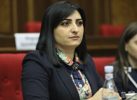“Azərbaycanla müharibə qaçılmazdır” – Erməni deputat
