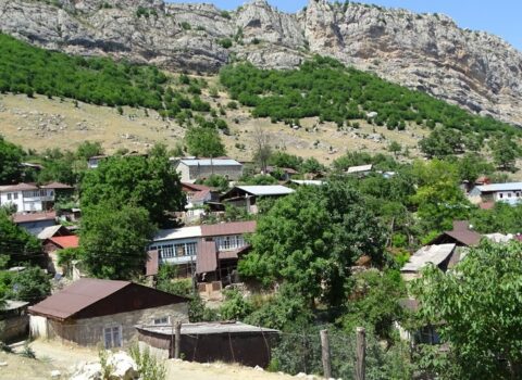 Daşaltı kəndində 228 ev inşa ediləcək