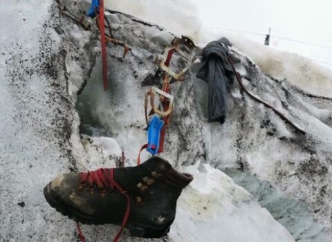 37 il əvvəl itkin düşmüş alpinistin cəsədi tapıldı