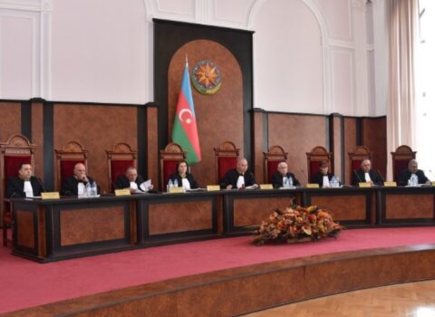 Konstitusiya Məhkəməsinin hakimlərinə aid yaş senzi ləğv olundu