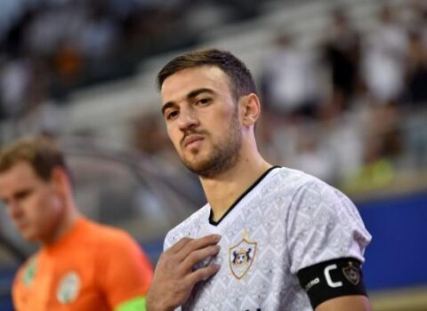 “Qarabağ”dan ayrılan Qara Qarayev hansı kluba keçir?