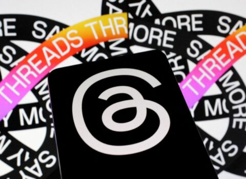 “Twitter” “Threads”ın üstündə “Meta”nı hədələyir