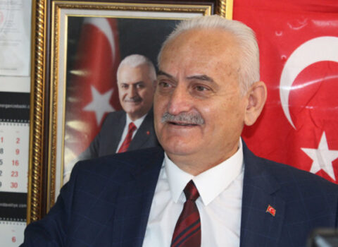 69 yaşlı kişi tələbə oldu