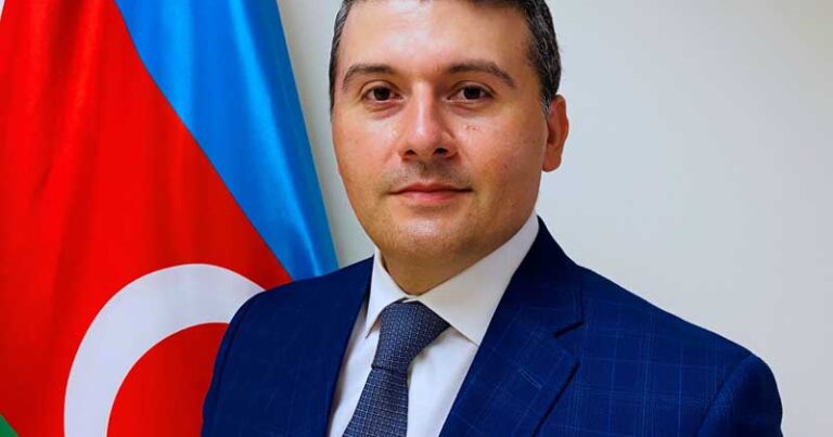 Nəsimi Ağayev: “Azərbaycanlıların həyatı Qərb üçün heç vaxt əhəmiyyət kəsb etməyib” Nəsimi Ağayev: “Azərbaycanlıların həyatı Qərb üçün heç vaxt əhəmiyyət kəsb etməyib”